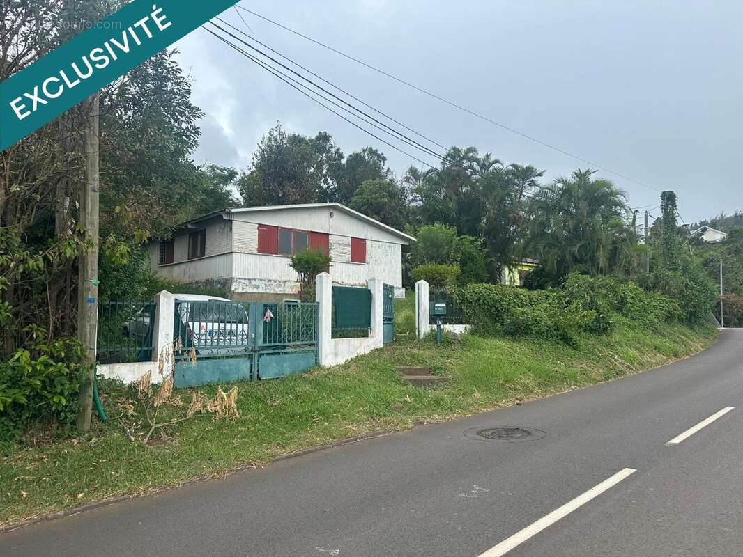 Photo 2 - Maison à SAINT-DENIS