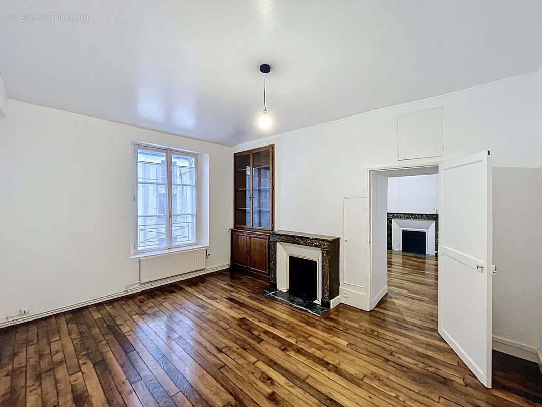 Appartement à COULOMMIERS