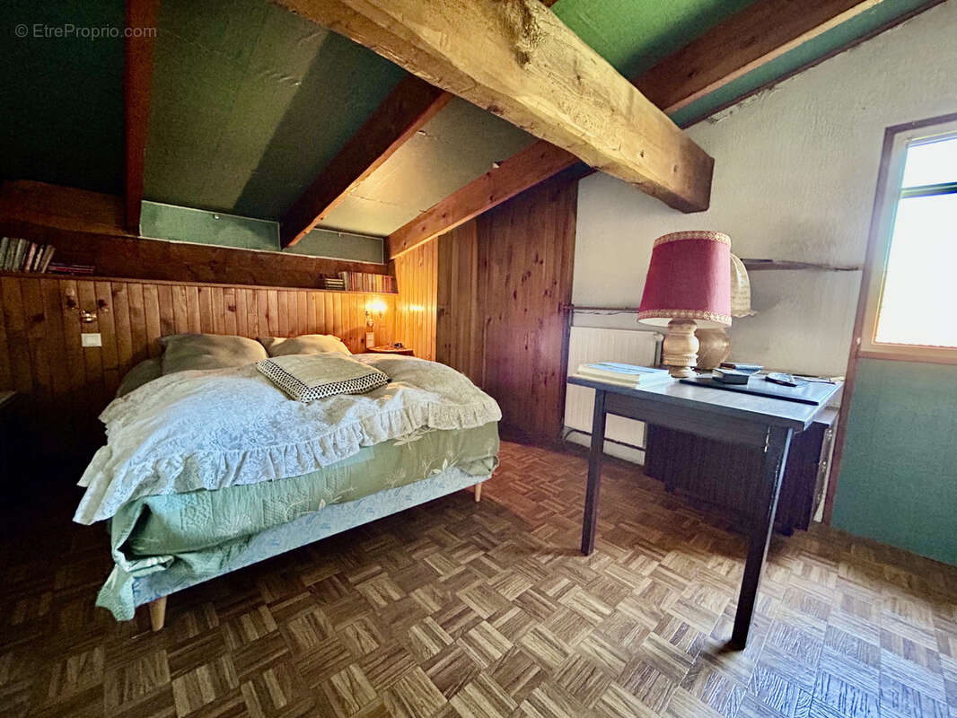 Maison à SATHONAY-VILLAGE