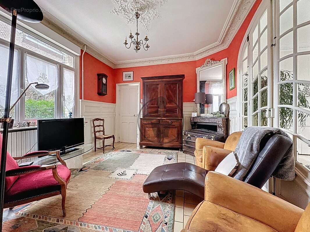 Maison à SAINT-QUENTIN