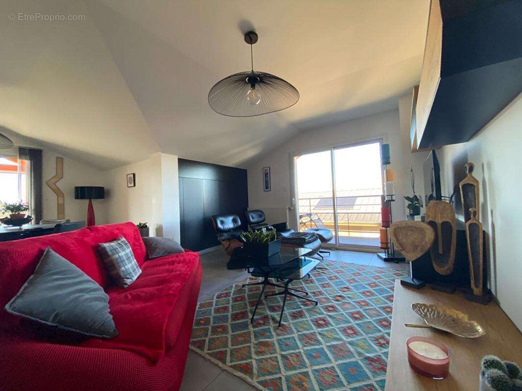 Appartement à ANTHY-SUR-LEMAN