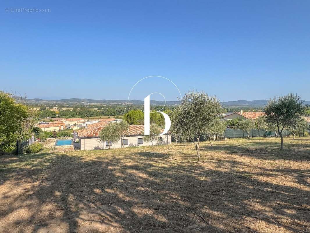Terrain à BARJAC