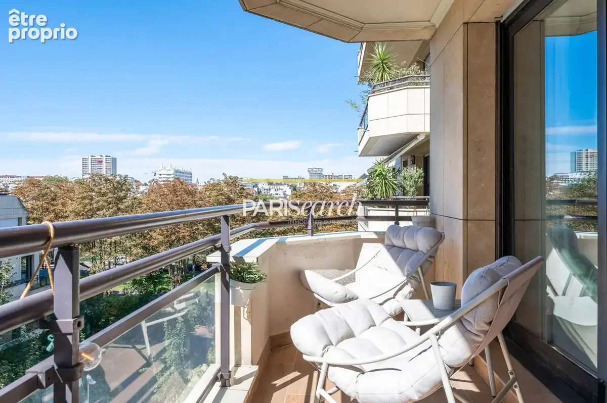 Appartement à LEVALLOIS-PERRET