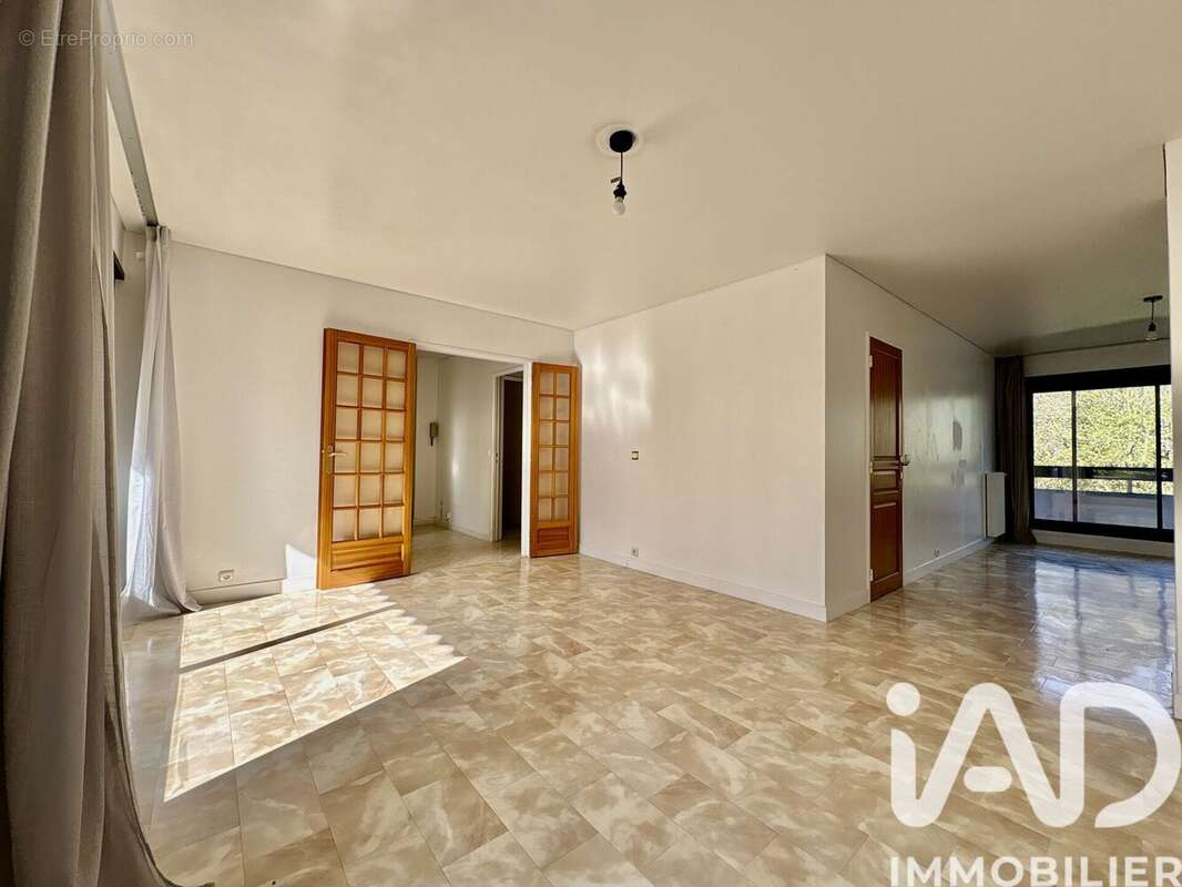 Photo 2 - Appartement à LE COUDRAY-MONTCEAUX