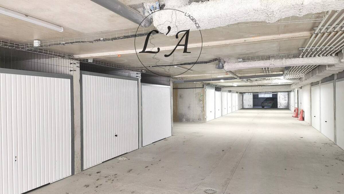 Parking à PIETROSELLA