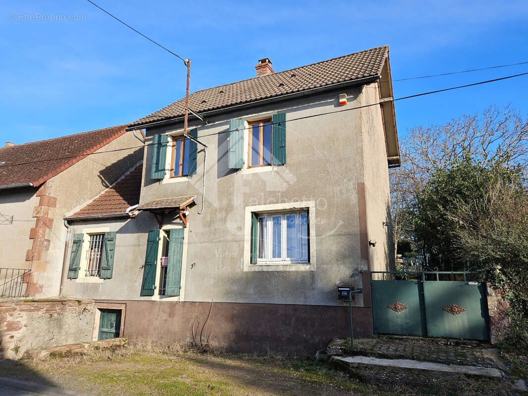 Maison à SAINT-LEON