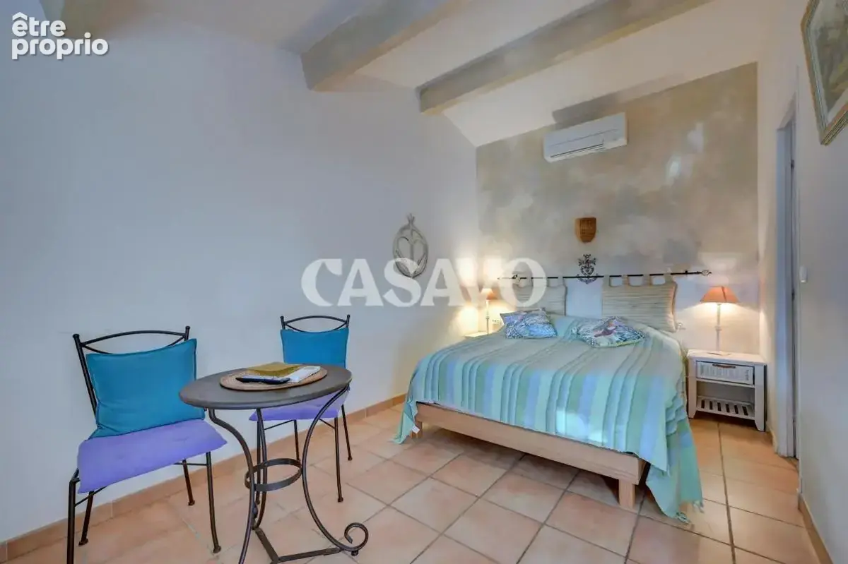 Vente Maison 8 pièces de 300m² - 13460 Saintes-Maries-de-la-Mer - photo 24