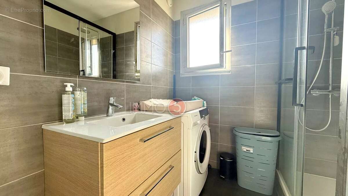 Appartement à LE RAINCY