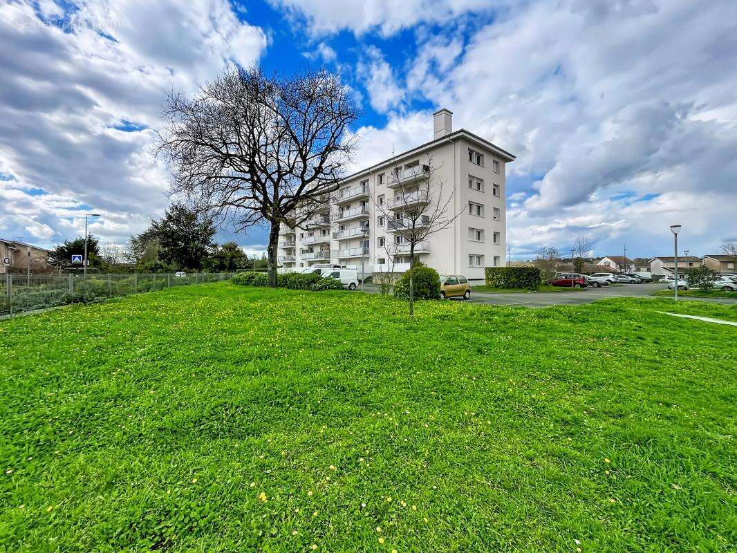 Appartement à SAINT-MEDARD-EN-JALLES