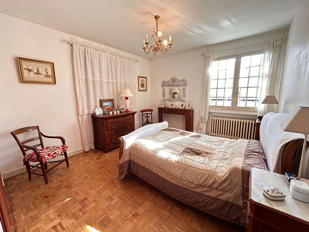 Maison à VILLENEUVE-SUR-LOT