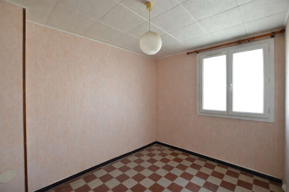 Appartement à MARSEILLE-12E