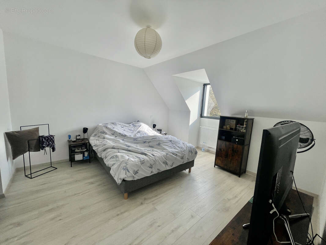 Maison 6 pieces 2024 145m2 - 4 chambres sur 640m2 de terrain - photo 13