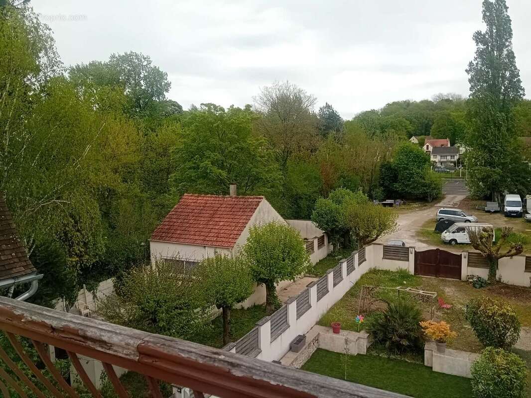 Appartement à HERICY