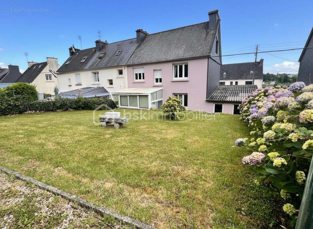 Maison de ville de 4 chambres avec garage et jardin - photo 11
