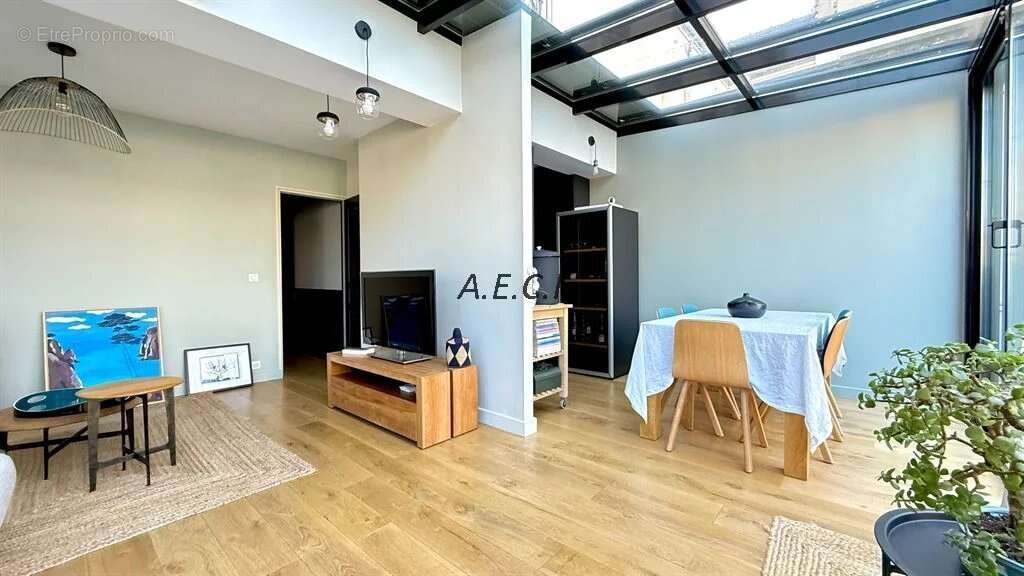 Appartement à BOIS-COLOMBES