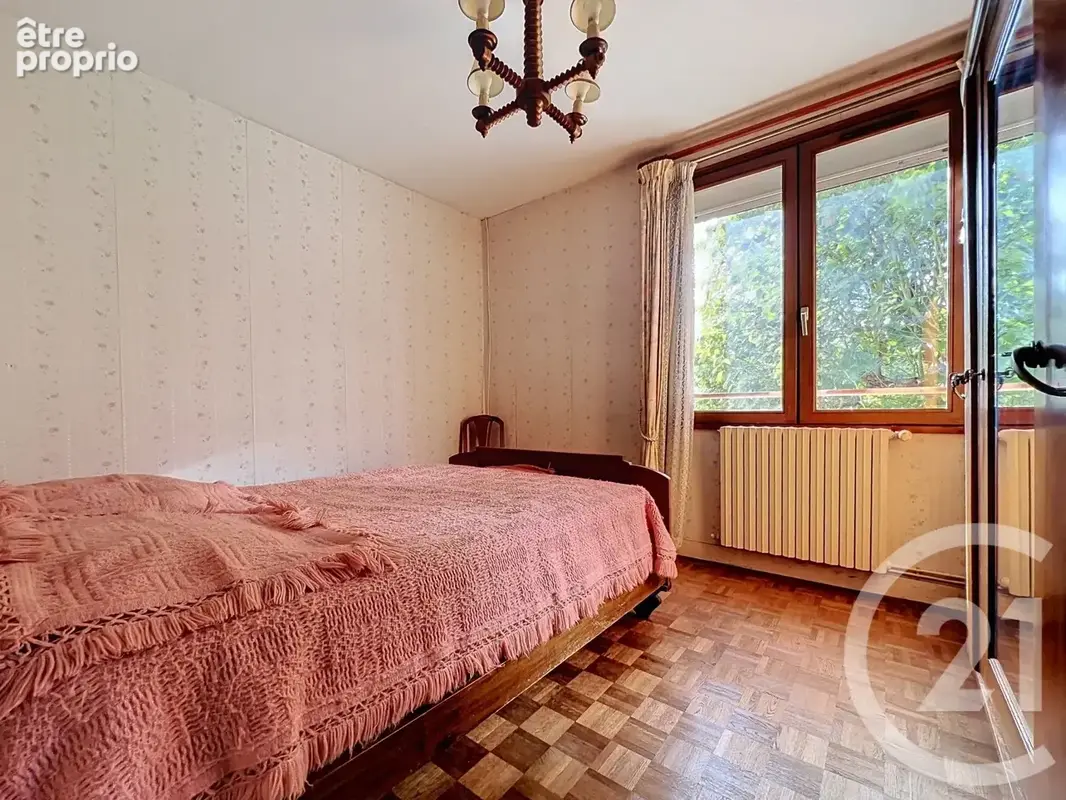 Maison 5 pièces 88 m² à vendre à Pont-Audemer (27500) - photo 9