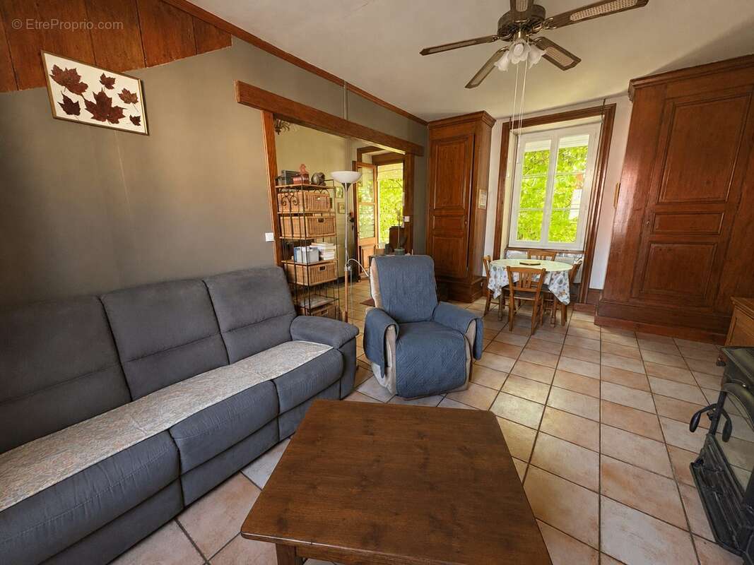 Maison 164 m² à Beaurepaire  - photo 4