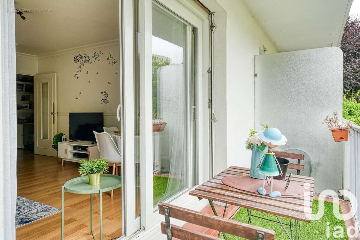Photo 2 - Appartement à POISSY
