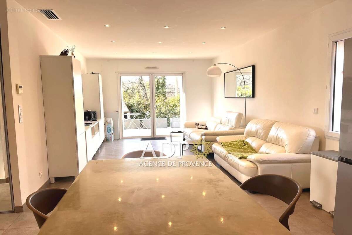 Maison à SAINT-VALLIER-DE-THIEY