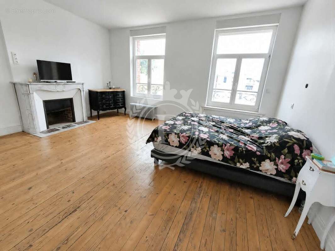 Maison 272 m² à Arras  - photo 9