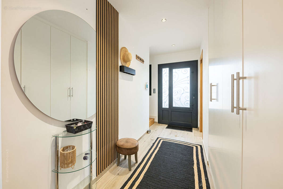 Maison 6 pièces 173m2 sur 608m2 de terrain - photo 16