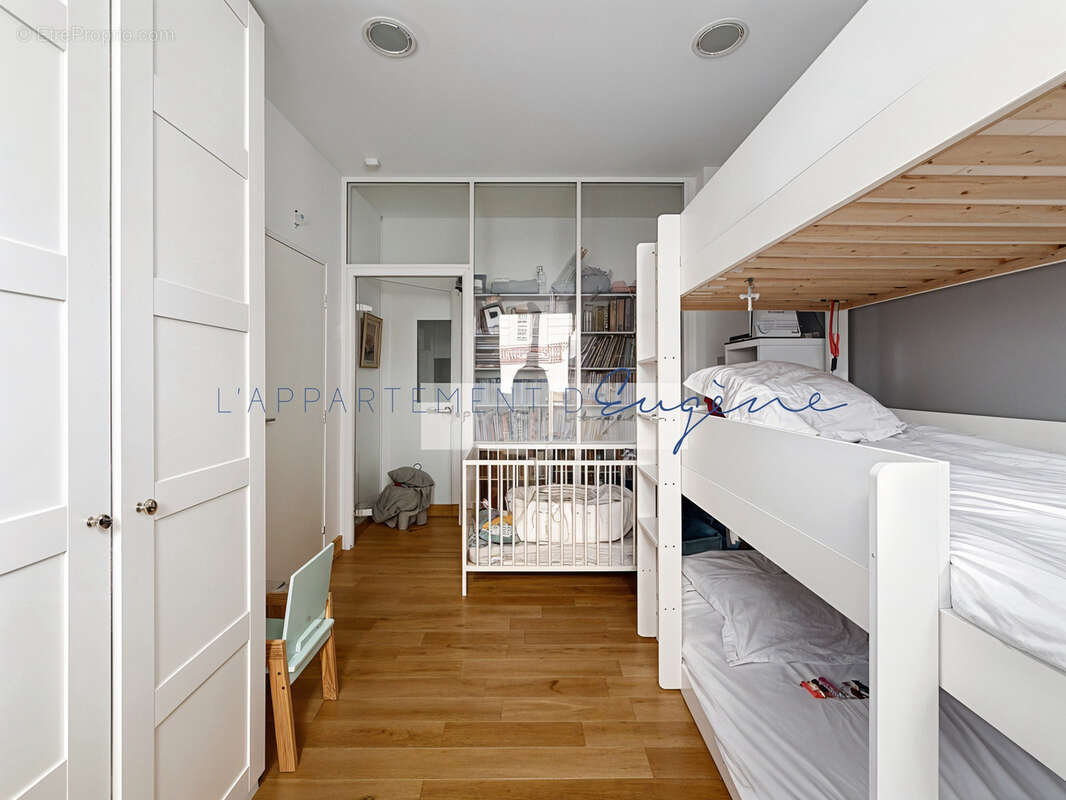 Appartement à PARIS-20E