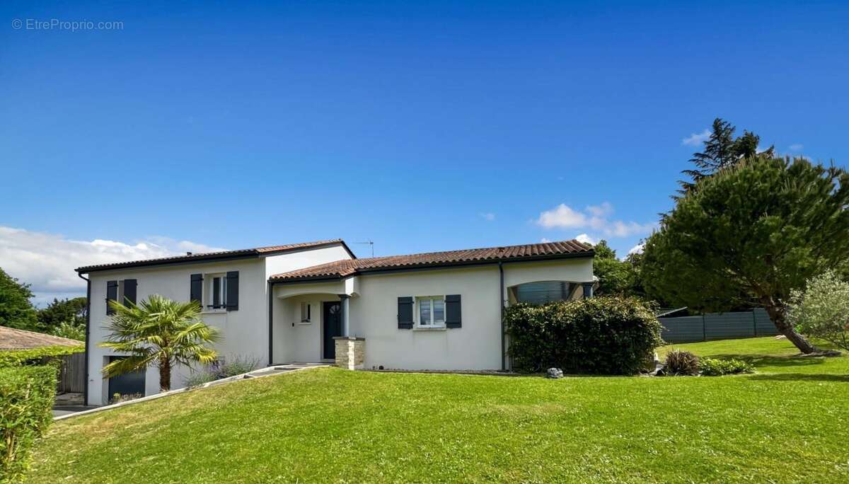Élégante maison contemporaine de plain-pied avec piscine – Aux portes de Périgueux-Champcevinel - photo 24