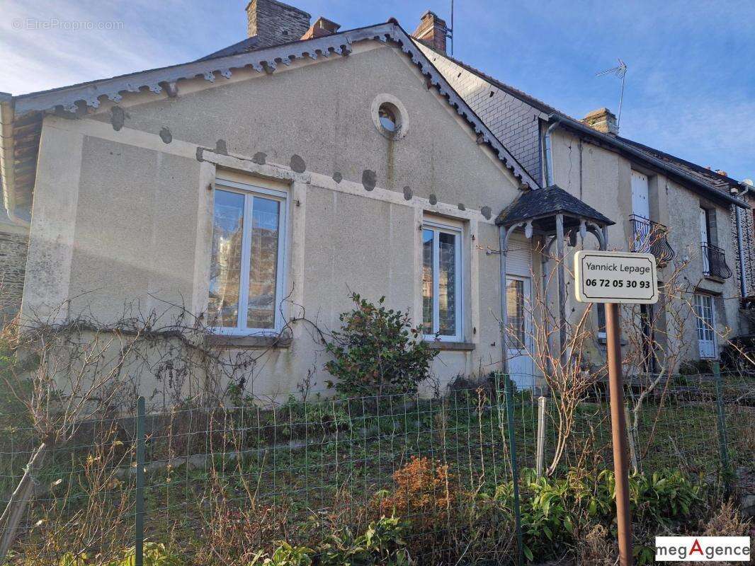 Maison à MAURE-DE-BRETAGNE