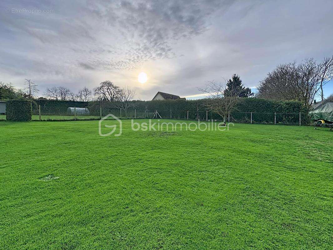 Maison à LE GROS-THEIL