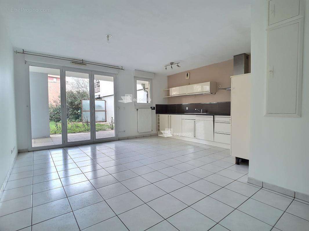 Appartement à VAULX-EN-VELIN