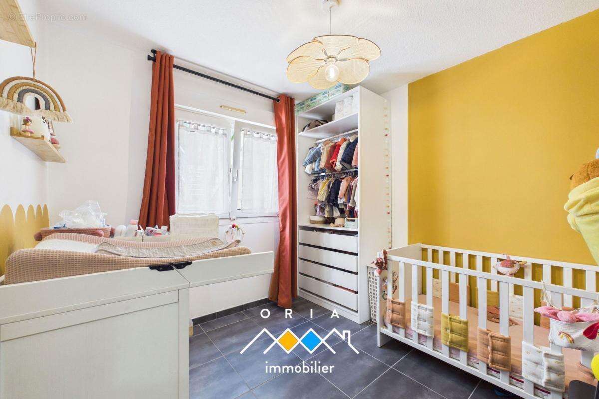 Appartement à JOUY-AUX-ARCHES