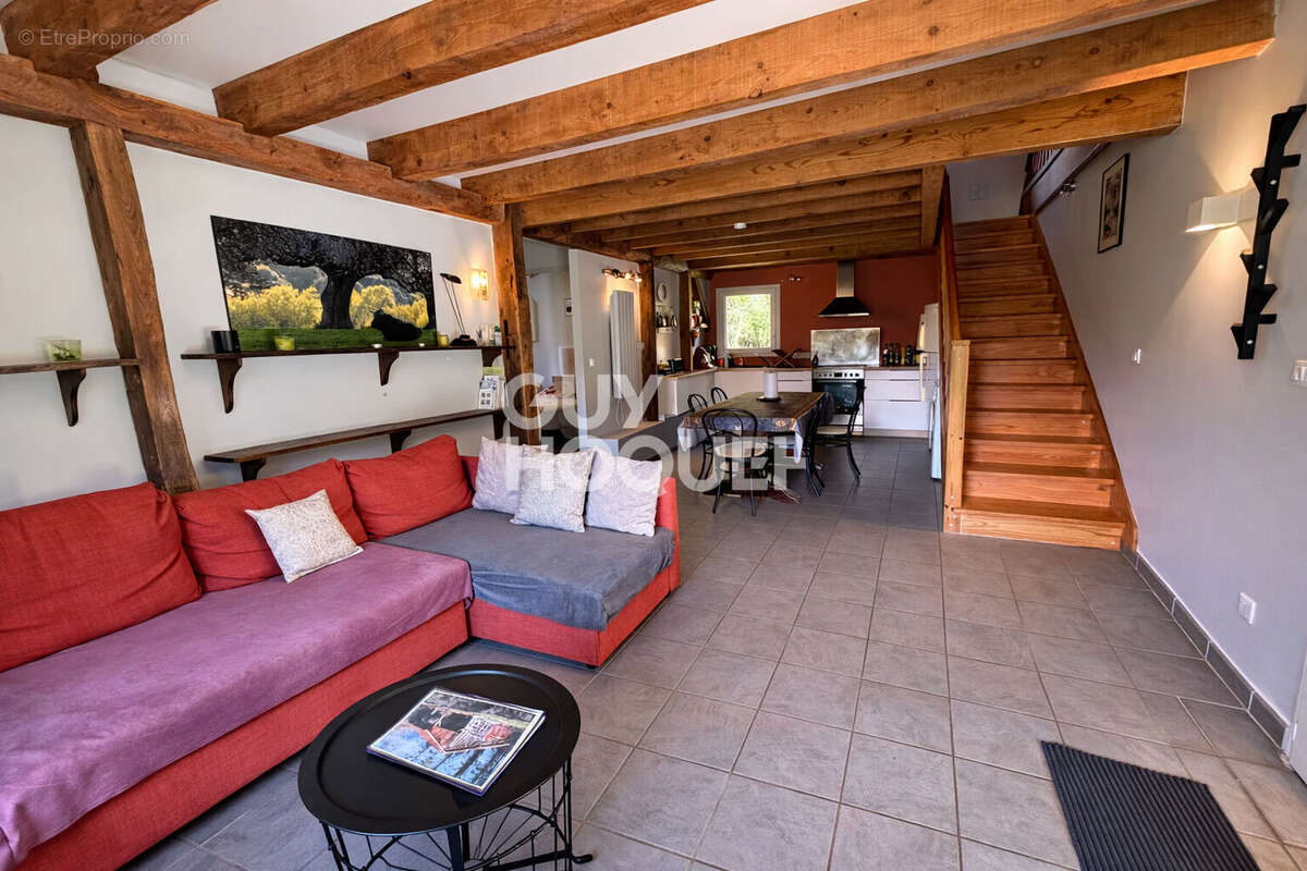 Maison à RION-DES-LANDES