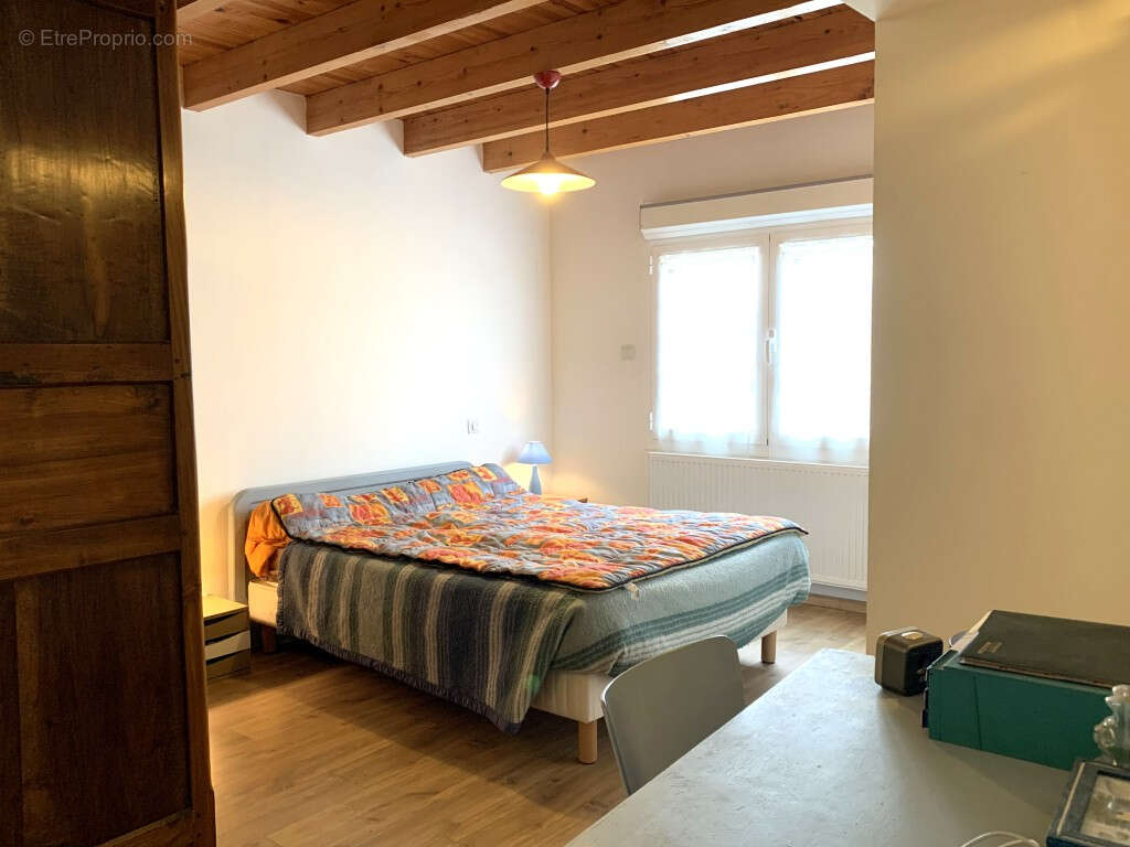 Maison à LAROQUE-DES-ARCS