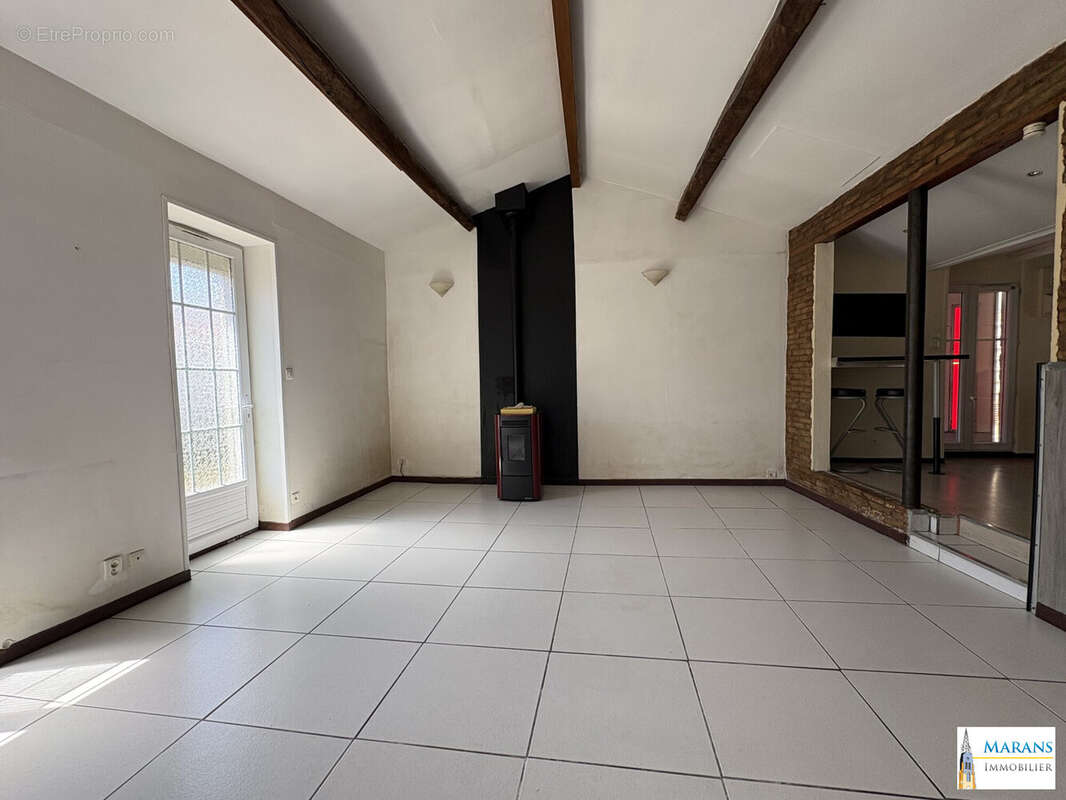 Maison 90 m² à L'ile-D'elle  - photo 2