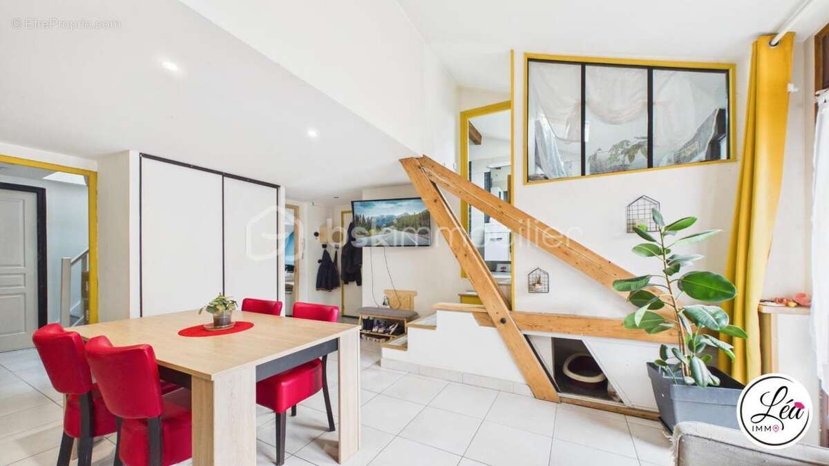 Appartement à SAINT-JEOIRE