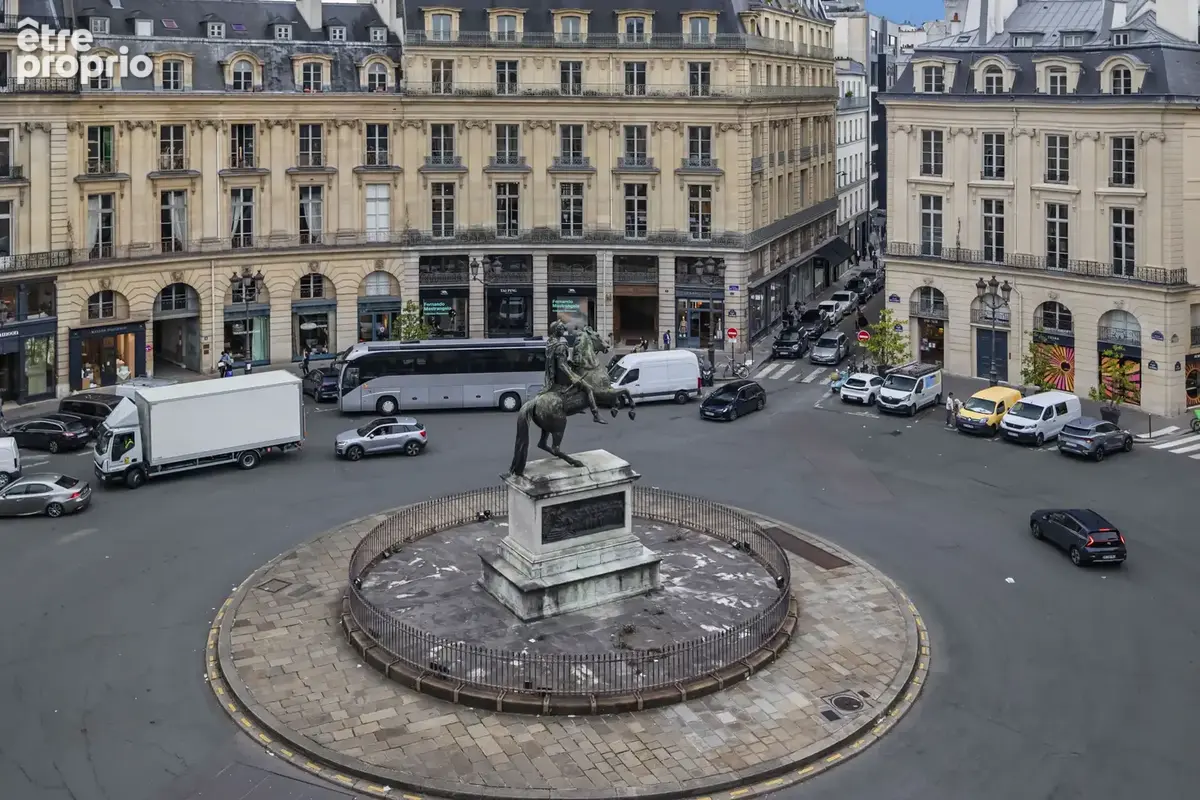 Appartement à PARIS-2E