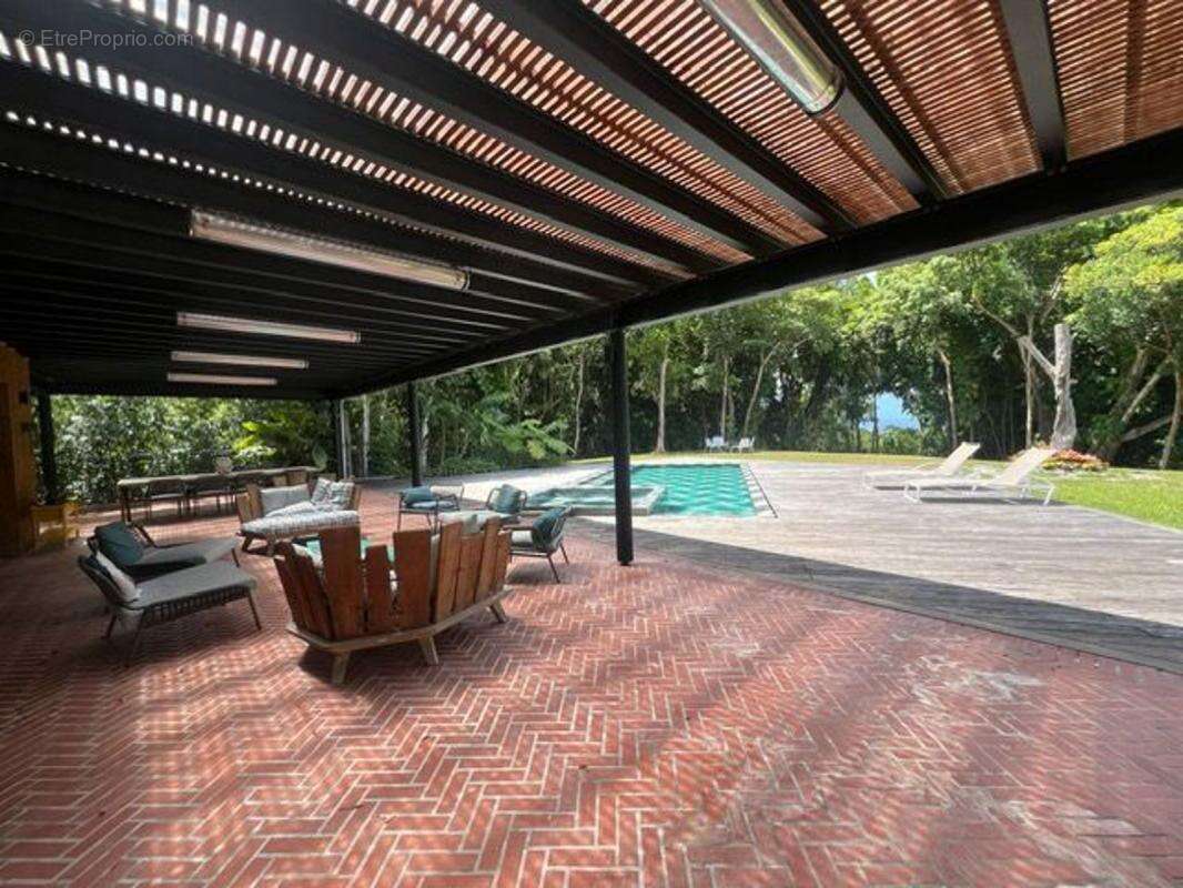 Maison à FORT-DE-FRANCE