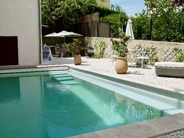 Villa Art déco au calme piscine, garage, dépendances - photo 27