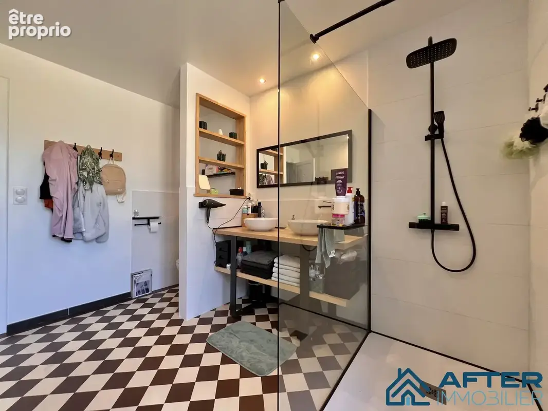 Maison 161 m² à Parux  - photo 8