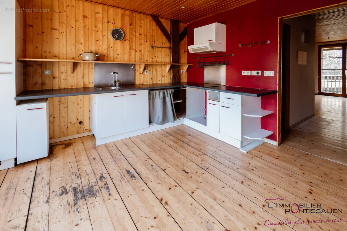 Appartement à JOUGNE