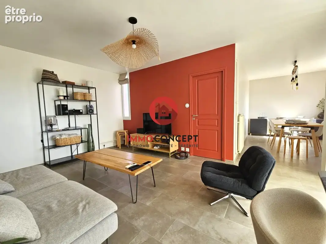 Appartement 4 pièces 82 m² à vendre à Bagnols-Sur-Ceze (30200) - photo 2