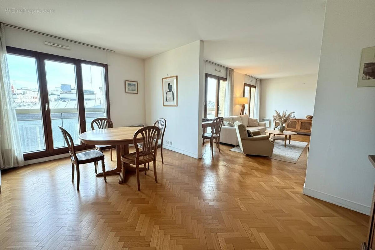 Appartement à SAINT-MANDE