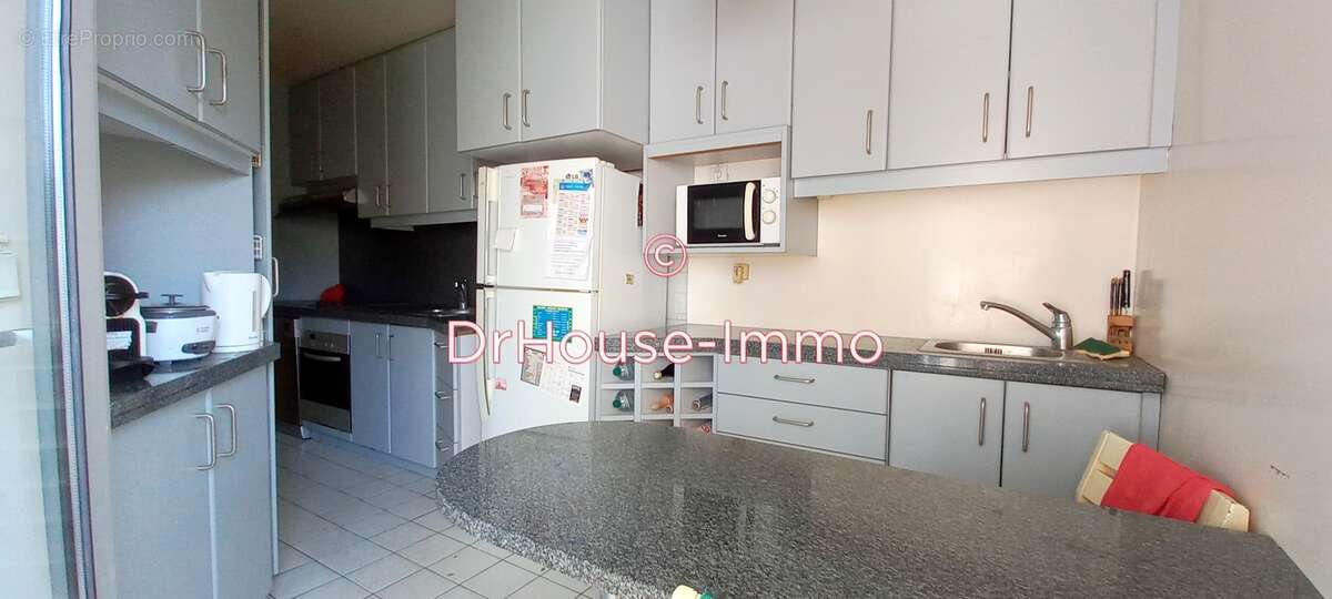 Appartement à LES LILAS