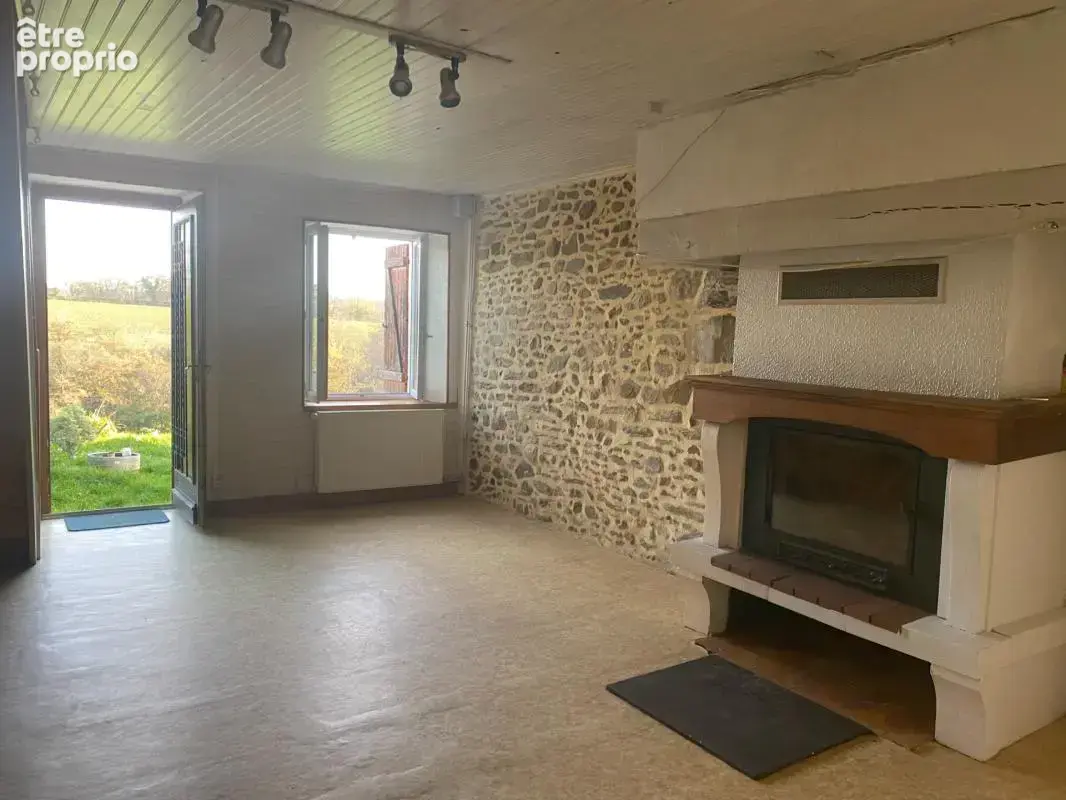 Ensemble de 2 maisons mitoyennes en pierre 209m² + grange, terrain 2000m² 79 500 € - photo 11