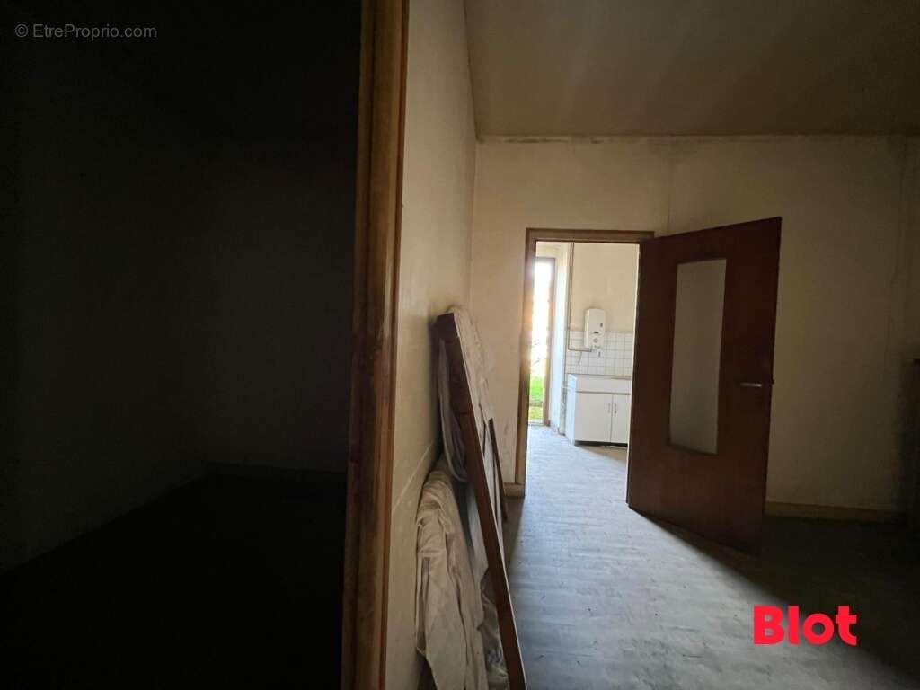 Maison à CORPS-NUDS