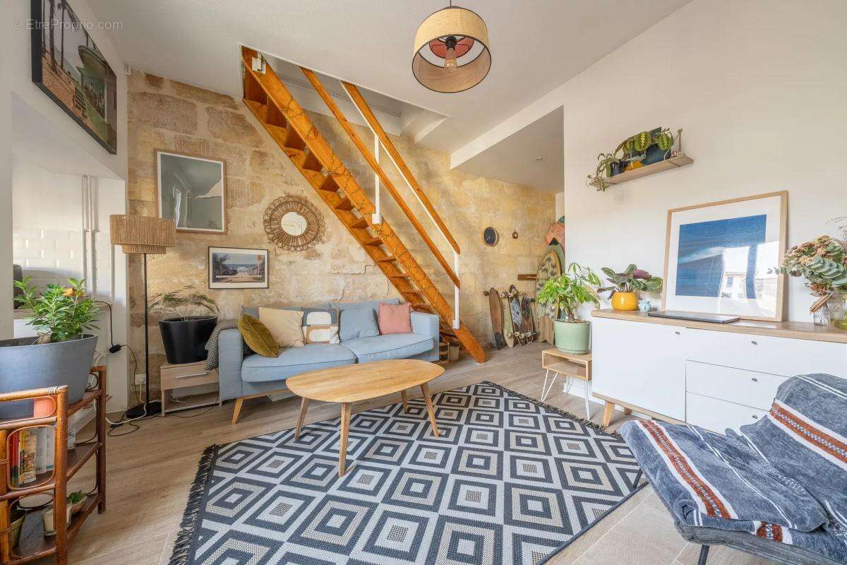 Appartement à BORDEAUX