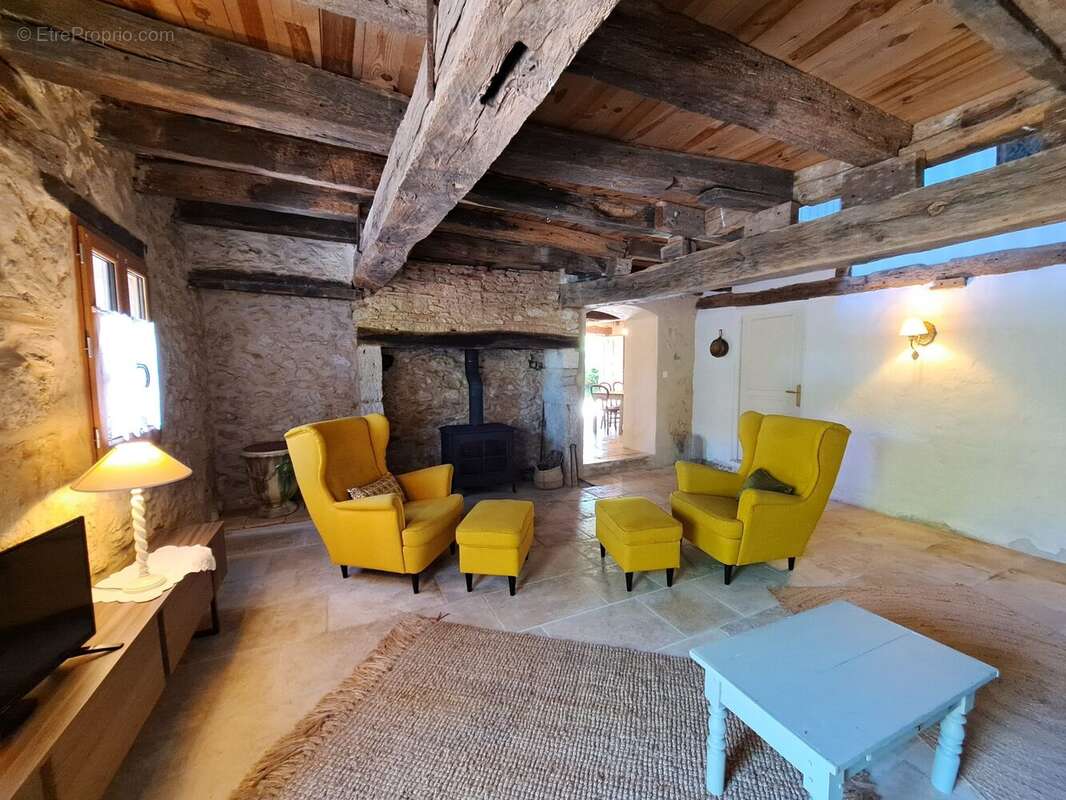 Maison à GONDRIN