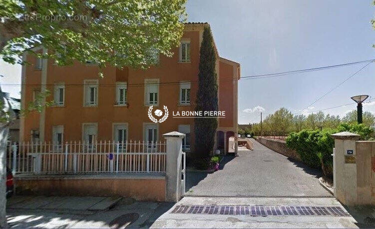 Commerce à PUGET-VILLE