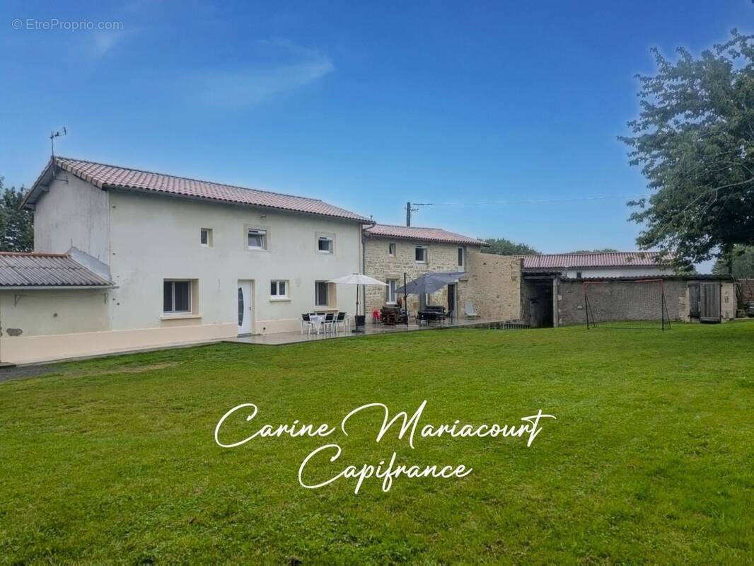 Maison à SOUVIGNE