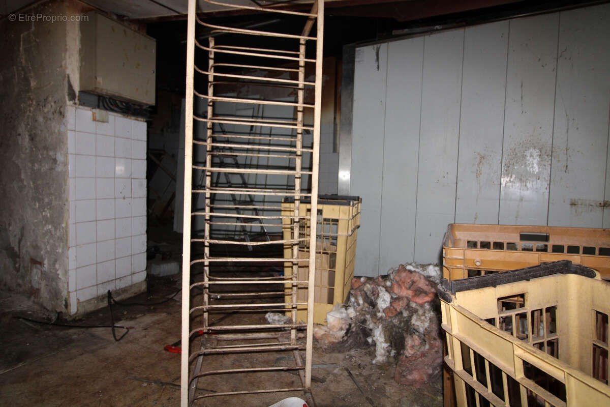 Commerce à SAINT-AMBROIX